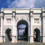 История создания арки в Англии